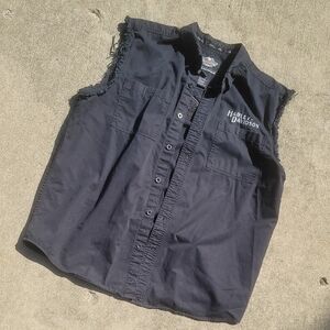 Harley-Davidson Men's Black Sleeveless Button-Down Shirt with Chest Logo